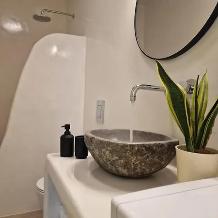 New Earth Vakantiehuis Kamári