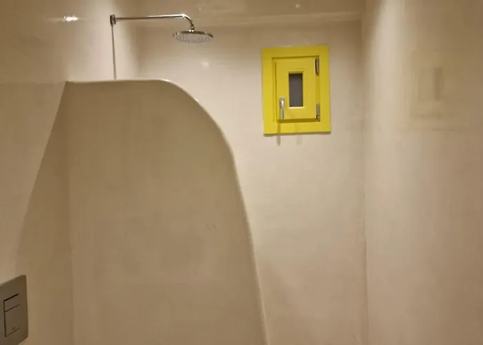 New Earth Kamari (Santorini)