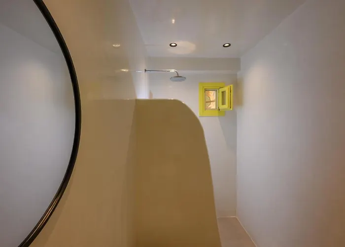 New Earth Kamari (Santorini)