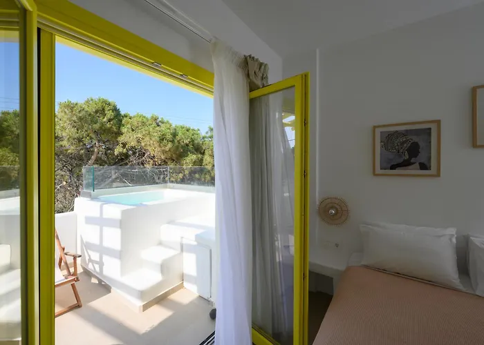 New Earth * Kamari (Santorini)