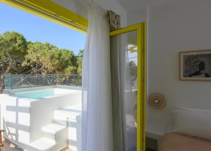 New Earth * Kamari (Santorini)